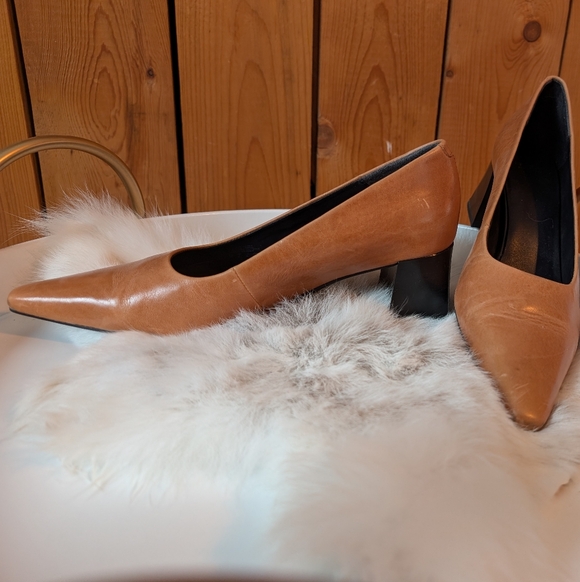 Vagabond Shoes - Vagabond Tan Leather Heels